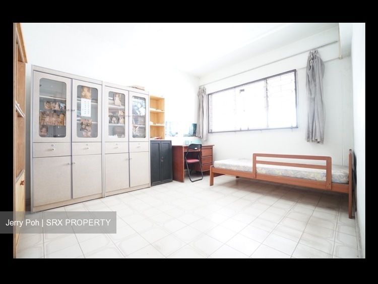 Blk 161 Bukit Batok Street 11 (Bukit Batok), HDB 3 Rooms #198372852